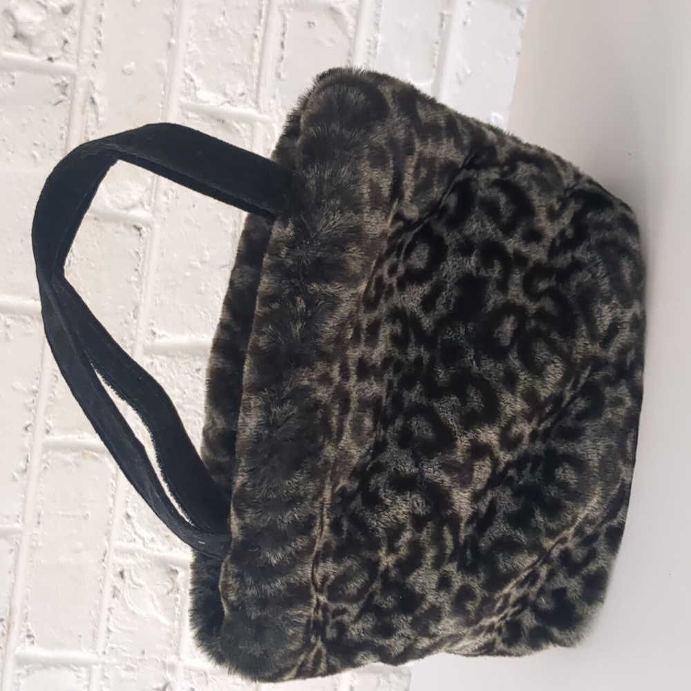 Small Faux Fur Gray Cheetah Print Purse